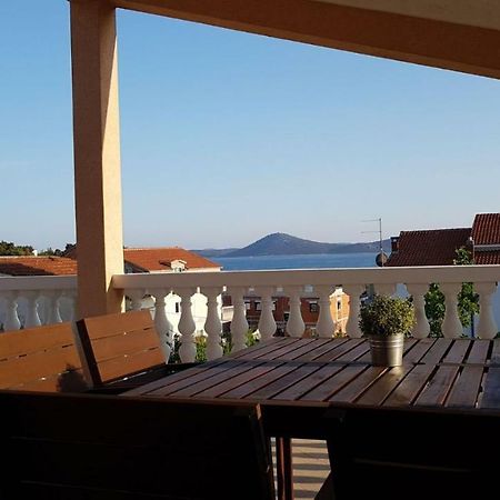 Apartmani Mira Vodice Extérieur photo