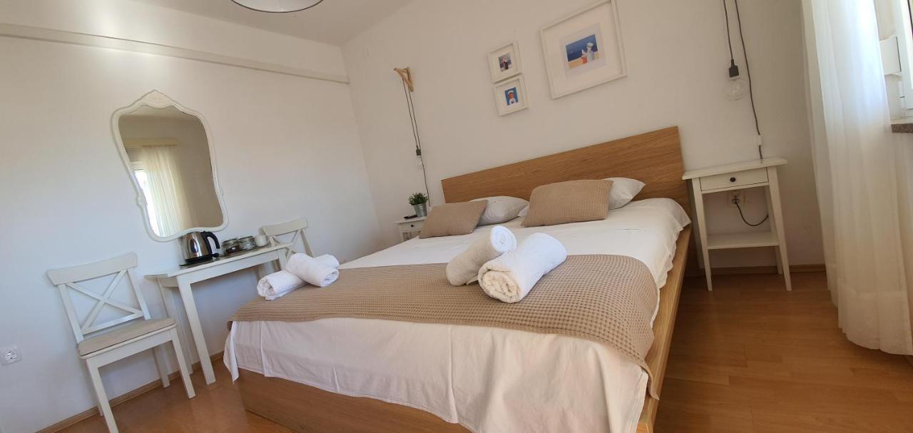 Apartmani Mira Vodice Extérieur photo
