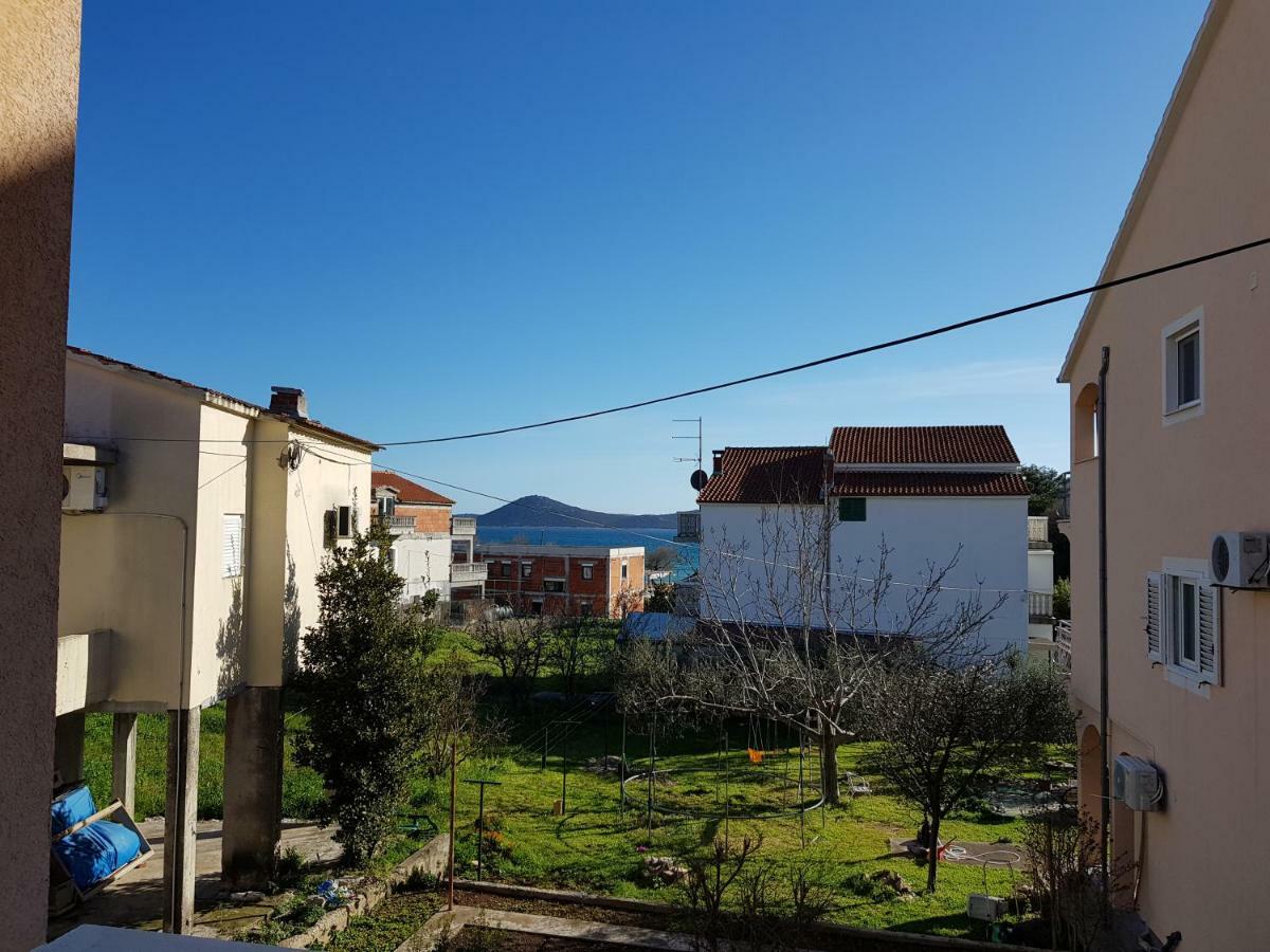 Apartmani Mira Vodice Extérieur photo