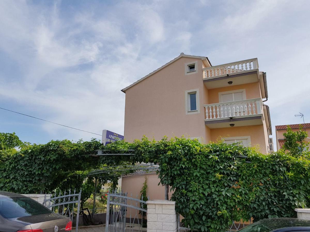 Apartmani Mira Vodice Extérieur photo